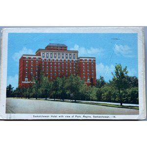 Saskatchewan Hotel Park View Regina Postcard Souvenir Building Vintage
